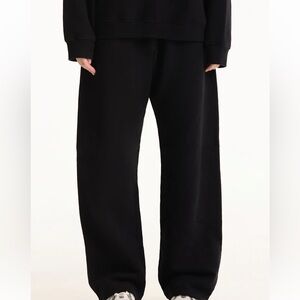 Black classic sweatpants elastic waistband